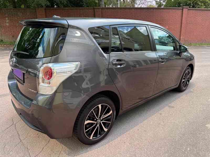 Toyota Verso 1,8i Aut. Life Limited Edition benzín 108kw - foto 37