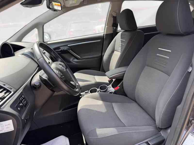 Toyota Verso 1,8i Aut. Life Limited Edition benzín 108kw - foto 24