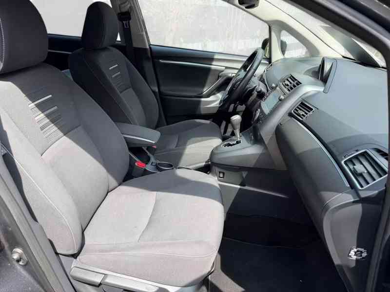 Toyota Verso 1,8i Aut. Life Limited Edition benzín 108kw - foto 8