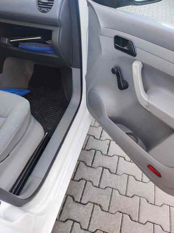 VW CADDY - foto 2
