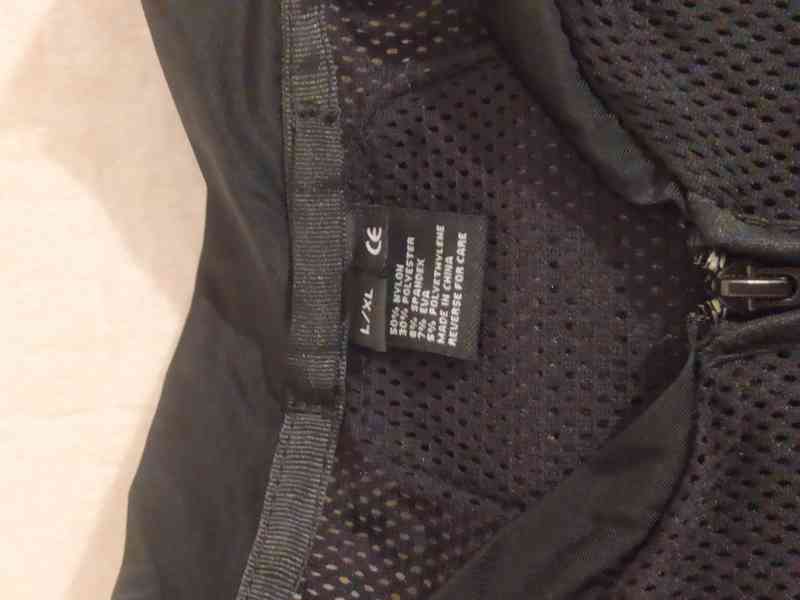 ČERNÝ PÁTEŘÁK/ZÁDOVÝ CHRÁNIČ NA KONĚ, LYŽE, SNOWBOARD, KOLO - foto 6