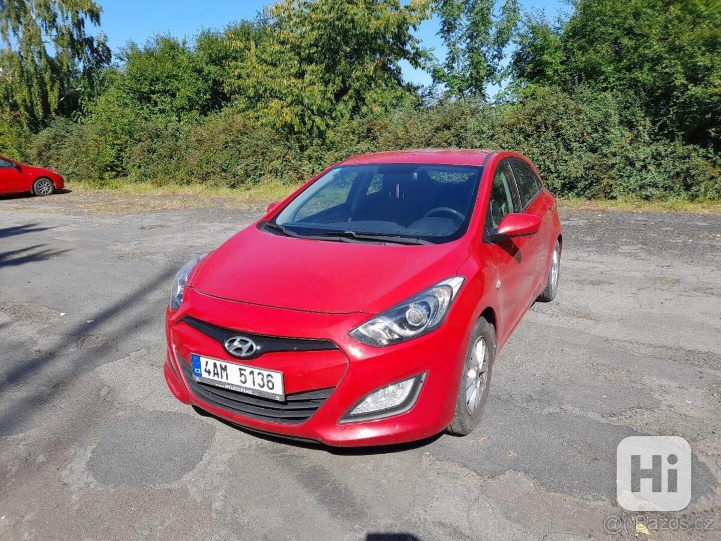 Hyundai i30 1,4   rv. 2015 , STK do 10/2017 - foto 1
