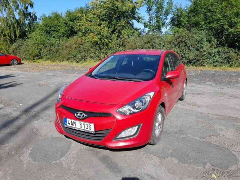 Hyundai i30 1,4   rv. 2015 , STK do 10/2017 - foto 1
