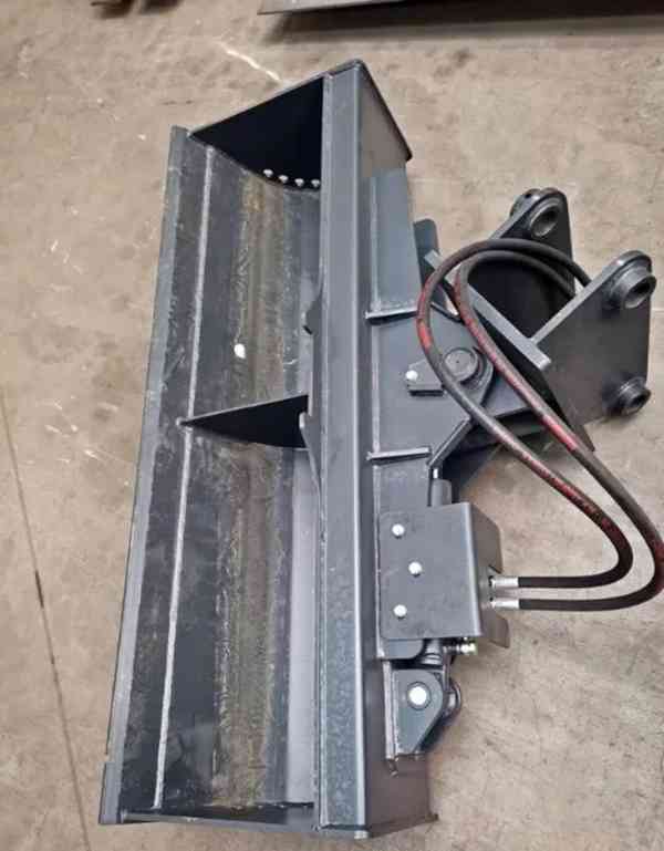 Hydraulická svahovka  - foto 4