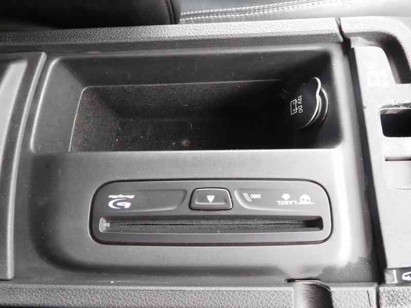 Dodge Durango 3.6i V6 Citadel 216 kW, 7. Míst, 4X4, ČR - foto 17