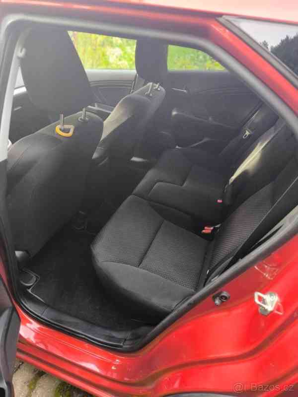 Honda Civic 1,6   tourer 16 d-tec - foto 16
