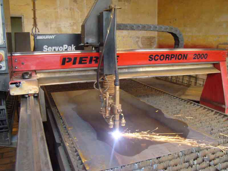 CNC plazma - pálicí stroj Pierce Scorpion 2000 P - foto 3