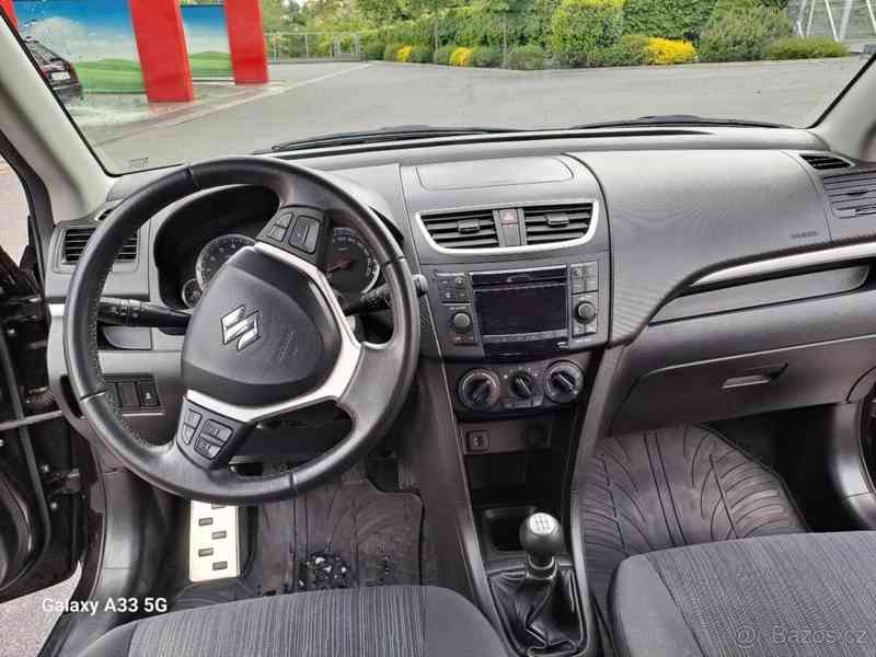 Suzuki Swift 1,2 4/ 2015 - foto 7