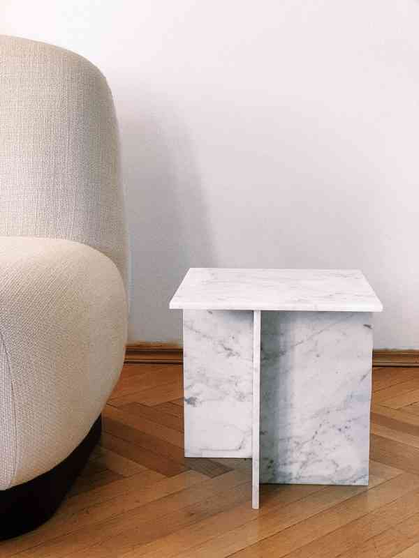 Mramorové stolky Bianco Carrara - foto 3