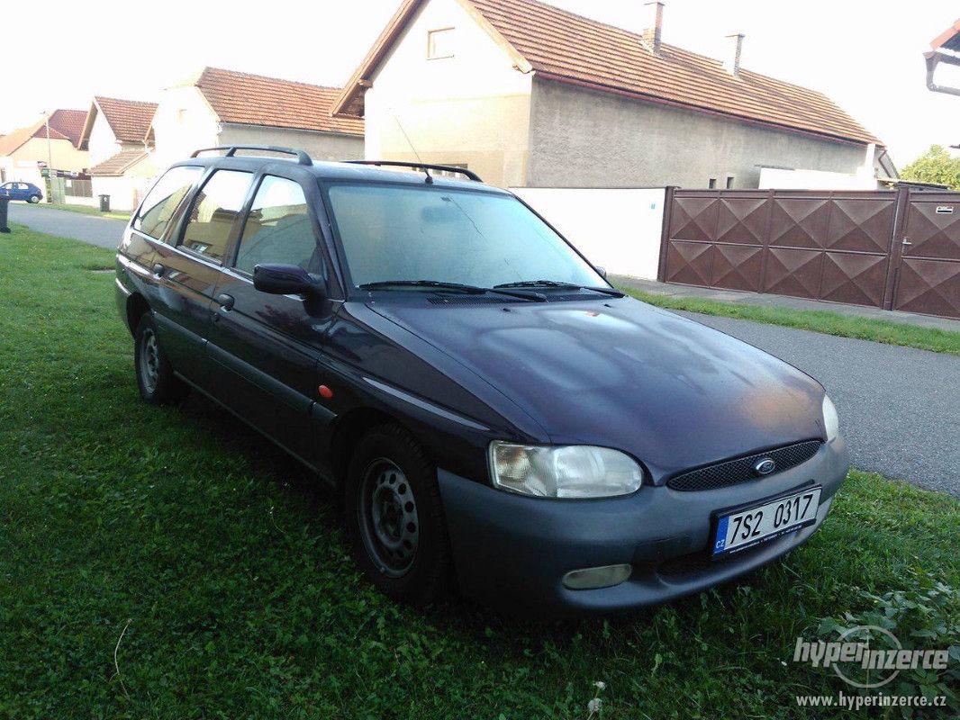 Prodám auto Ford Escort Combi - foto 1