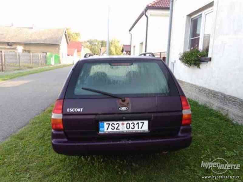 Prodám auto Ford Escort Combi - foto 4
