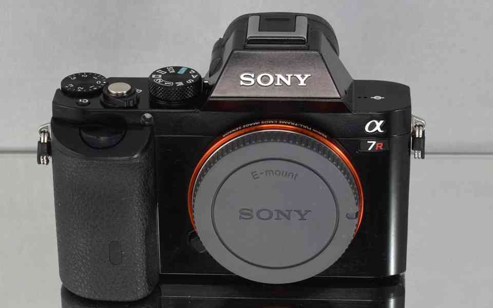 Sony Alpha 7R  CMOS fullframe *Full HDV 8200 Exp. - foto 3