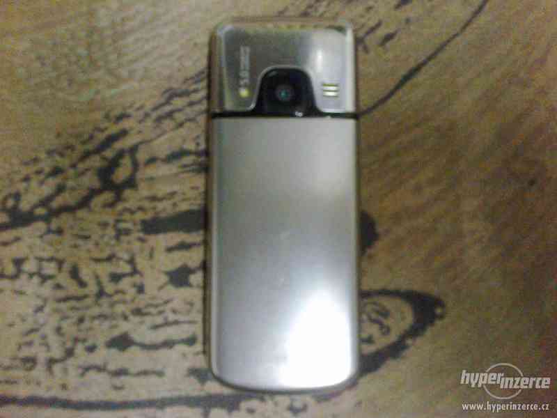 Nokia 6700 Slide - foto 2