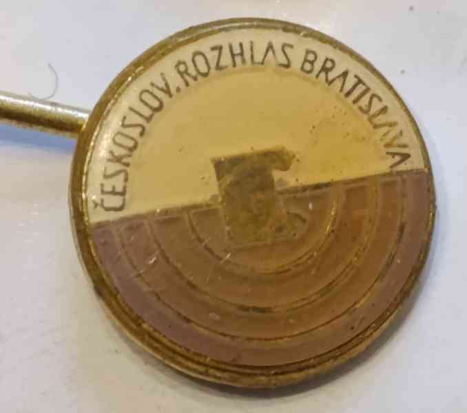 Sada 5 sběratel. odznaků Československý Rozhlas Bratislava - foto 3