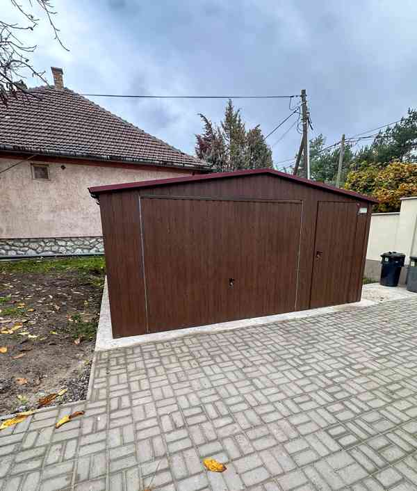 Plechova garáž 5x5m -  výklopná vrata -  dveře - okno TS857 - foto 3