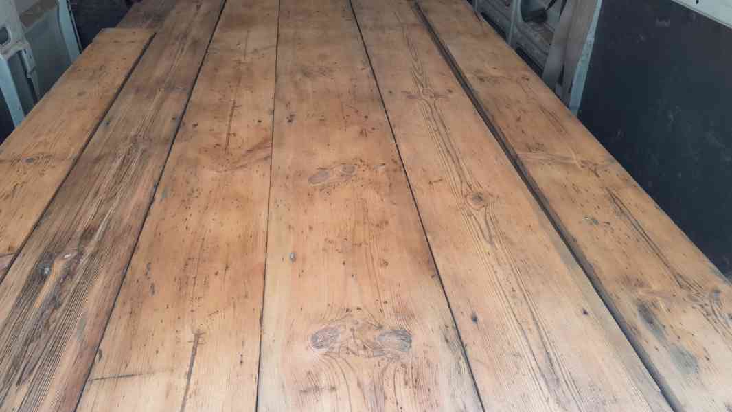 Prodám staré podlahové fošny. - foto 2