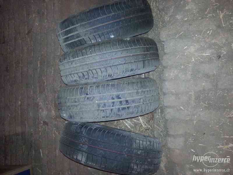 Prodám starší pneumatiky - foto 5