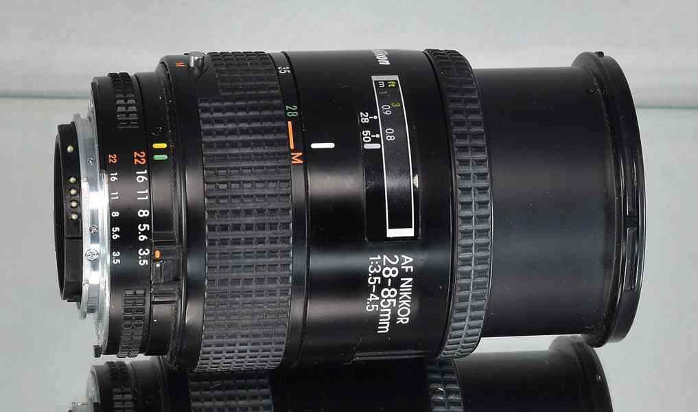 Nikon AF Nikkor 28-85mm f/3,5-4,5 *Fullframe  - foto 6