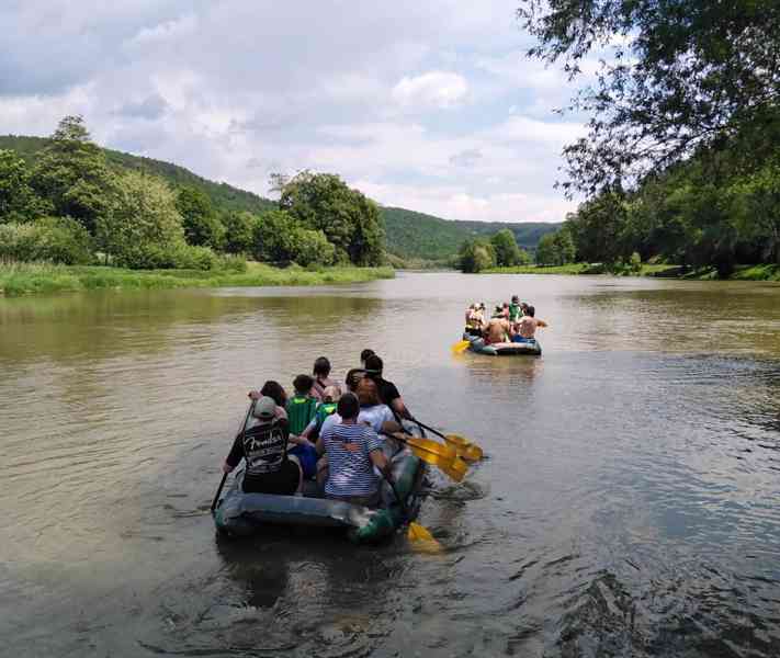 Půjčovna kánoí a raftů na Berounce - foto 5