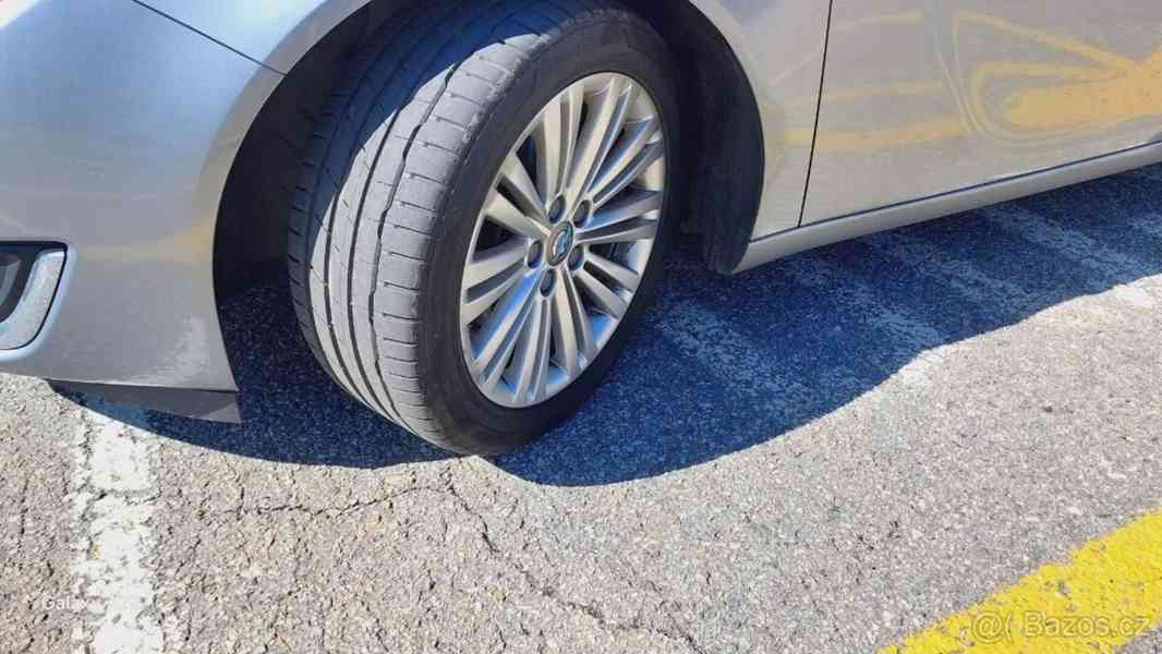 Opel Insignia 2,0 - foto 3