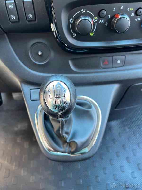 Opel Vivaro - foto 20