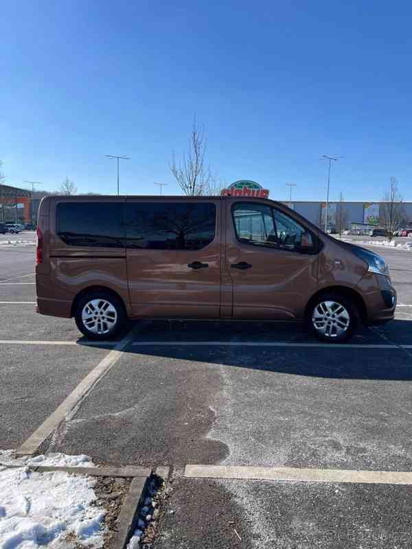 Opel Vivaro - foto 11