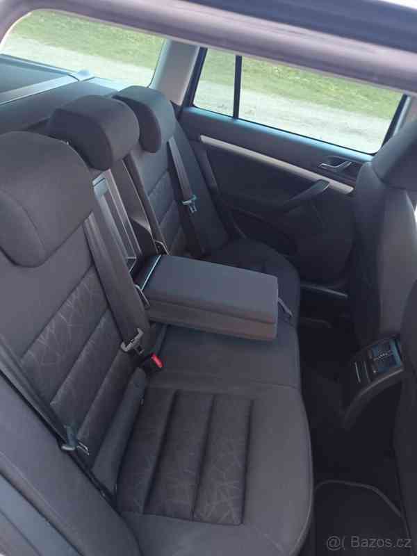 Škoda Octavia 2,0   103 kw - foto 11