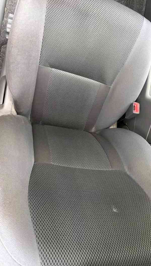 Toyota RAV 4 2,0i benzín 110kw - foto 9