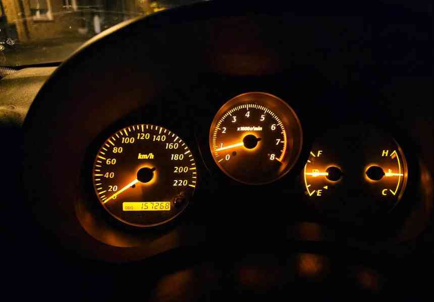 Toyota RAV 4 2,0i benzín 110kw - foto 6