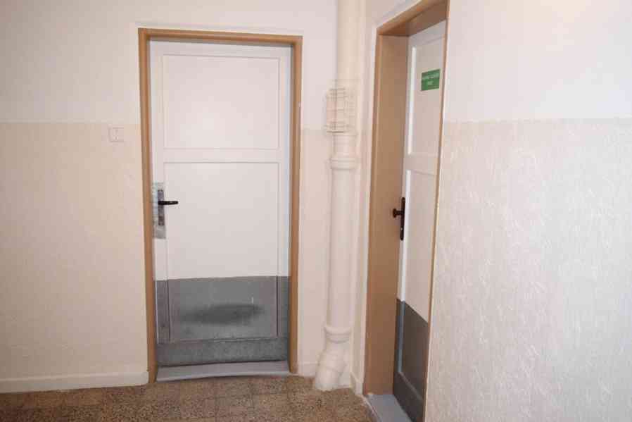 Pronájem bytu 1+kk ve Dvoře Králové nad Labem - foto 17