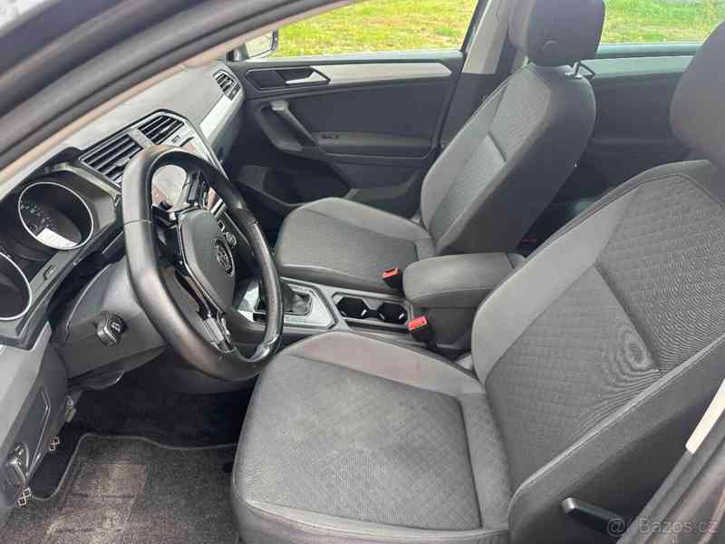 Volkswagen Tiguan 1,5   TSI 96 KW LED NAVI , rok 2020 - foto 10