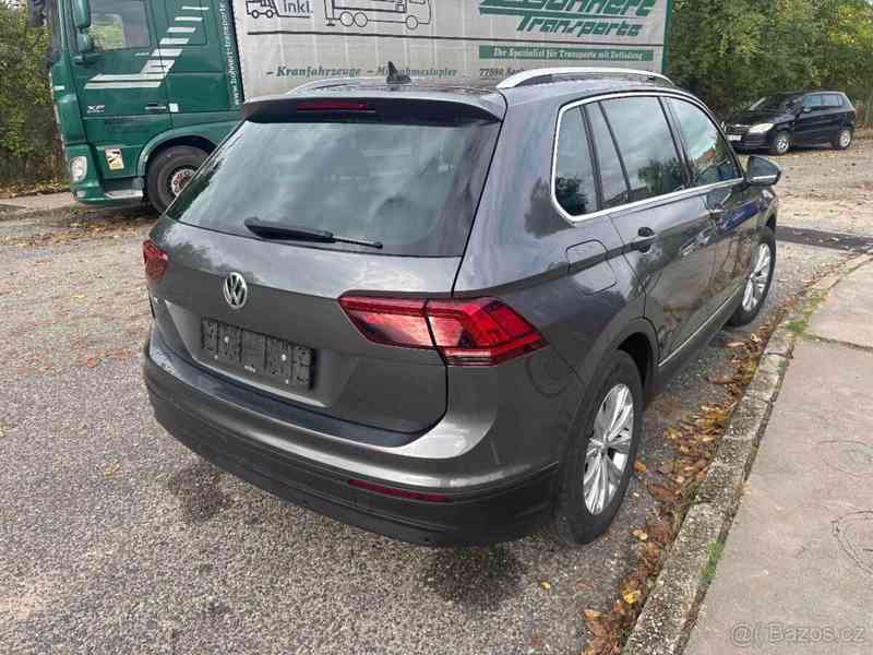Volkswagen Tiguan 1,5   TSI 96 KW LED NAVI , rok 2020 - foto 3