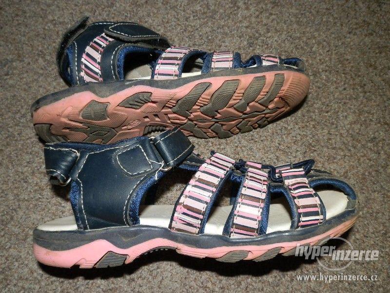 Dívčí sandálky vel.30 - foto 4