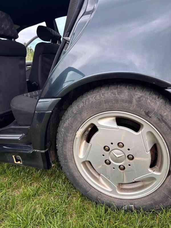 Mercedes-Benz Třídy C 2,5   C250 TD 110 kW - foto 8