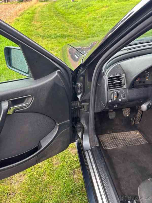 Mercedes-Benz Třídy C 2,5   C250 TD 110 kW - foto 6