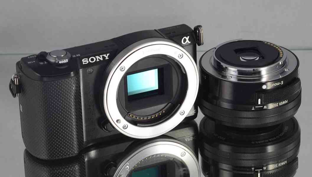 Sony A 5000 + 16-50mm *Full HDV*WIFI/NFC* 1600 Exp - foto 4