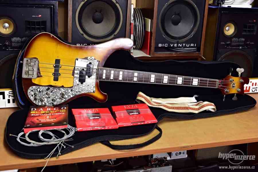 Jolana D-bass v.č. 361, elektrická kytara + futrál + struny - foto 1