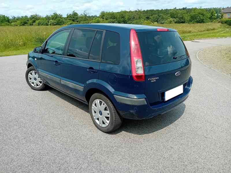 Ford Fusion 1.4 16V Comfort - foto 2