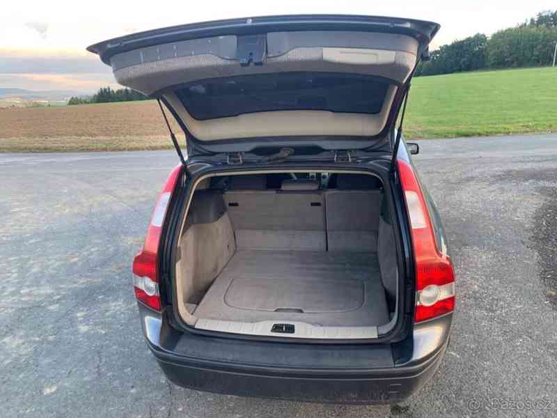 Volvo V50 2,4   5 válec , R.v. 2004 , Benzin,L - foto 14