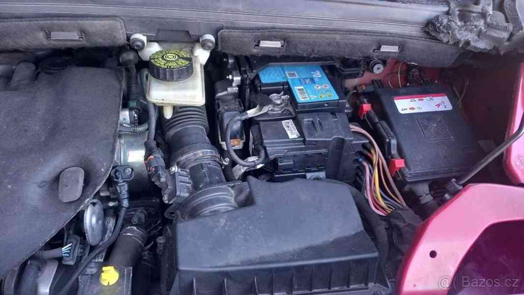 Citroën C4 Picasso 2,0   110kW automat,2015,202000km - foto 10