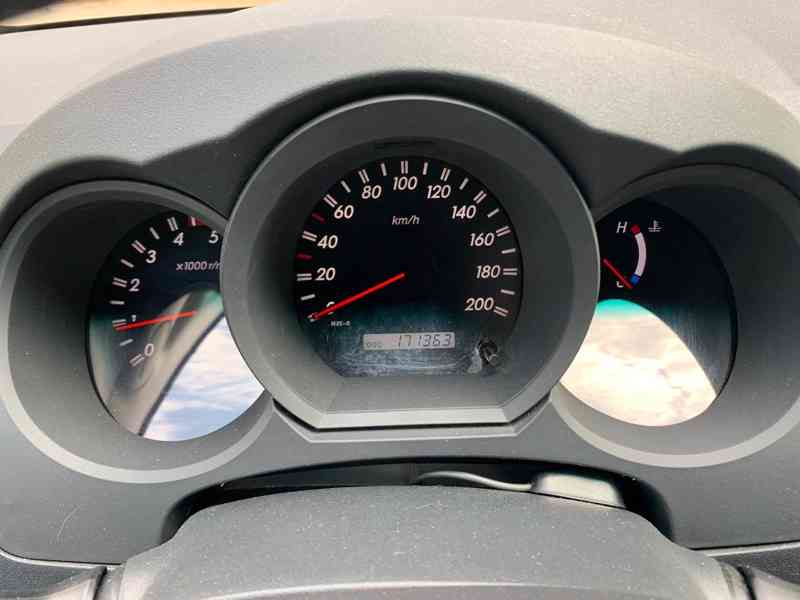 2011 Toyota Hilux - foto 7