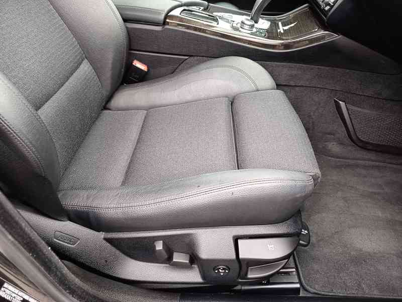 BMW 525d xDrive Limousine Webasto ČR - foto 20