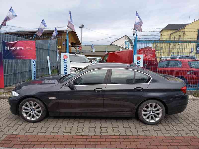 BMW 525d xDrive Limousine Webasto ČR  - foto 7