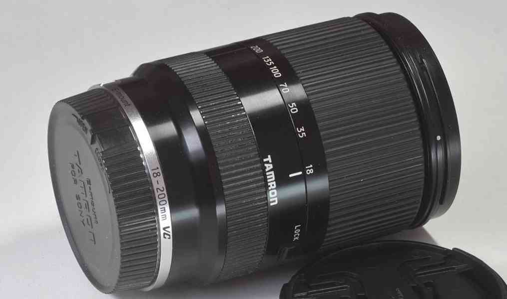 pro Sony E - AF 18-200mm 3.5-6.3 Di III VC *Emount - foto 5