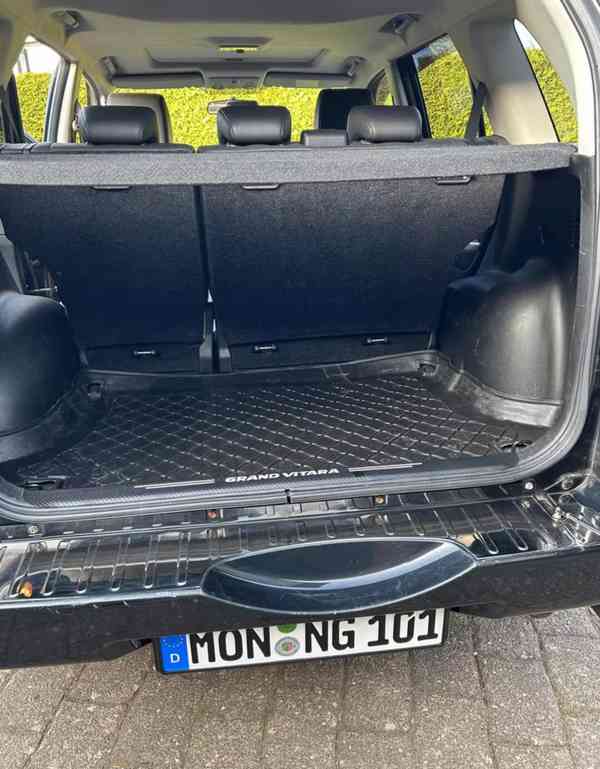Suzuki Grand Vitara 3.2i V6 20 Jahre Aut. benzín 171kw - foto 10