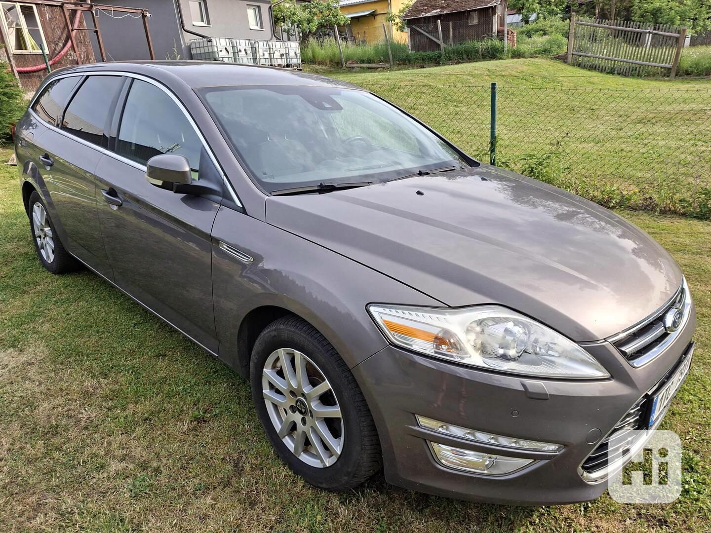 Ford mondeo mk4Titanium,combi,alu, výhřev,navi - foto 1