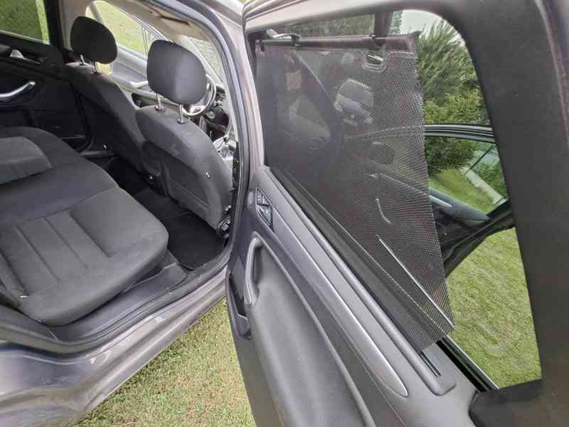 Ford mondeo mk4Titanium,combi,alu, výhřev,navi - foto 13