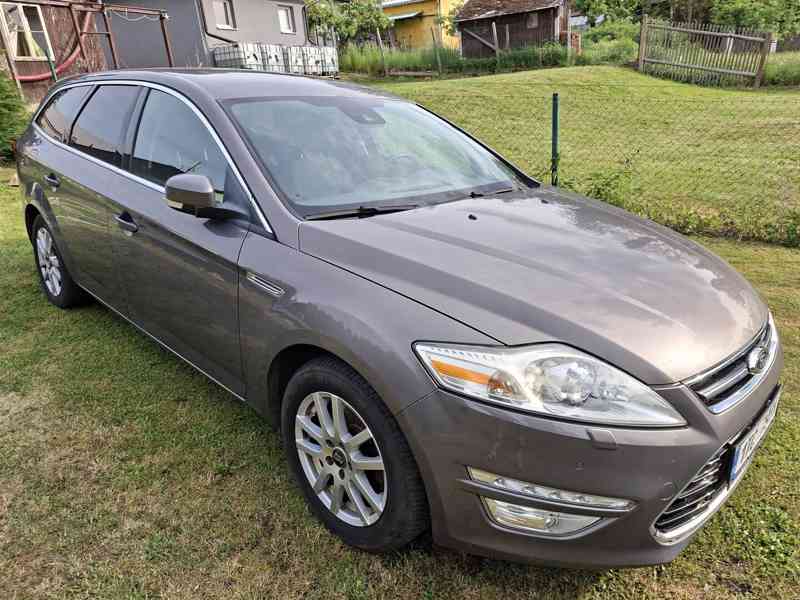 Ford mondeo mk4Titanium,combi,alu, výhřev,navi - foto 1