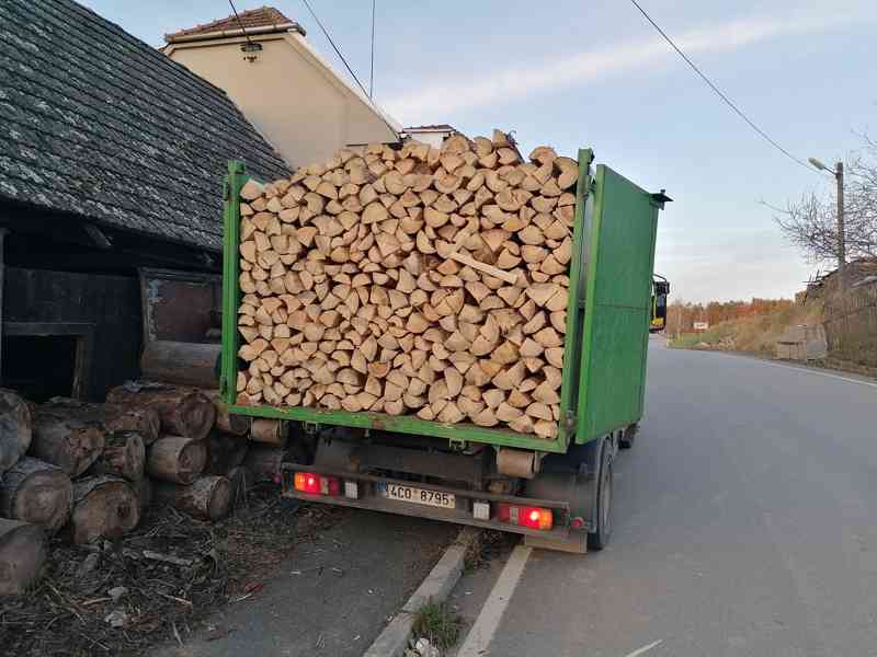 Palivové dřevo měkké (SUCHÉ) - tvrdé naštípané - foto 3