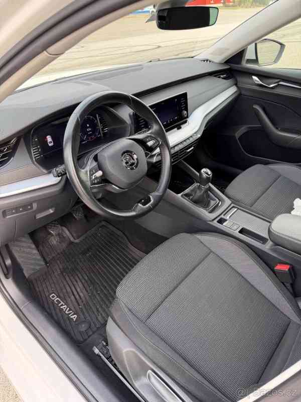Škoda Octavia 2,0   TDI , 85 kW Nafta - foto 6
